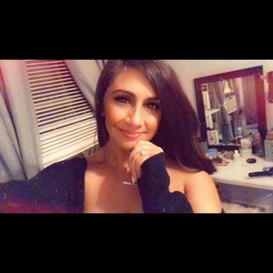 Meet your Posher, Marisa